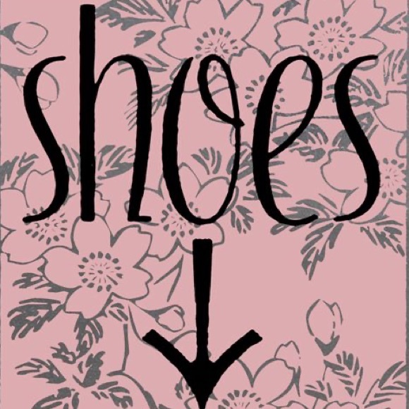 ❤️SHOW TIME❤️ SHOPPING TIME, let’s waste money together! ❤️🥰 - Picture 2 of 7